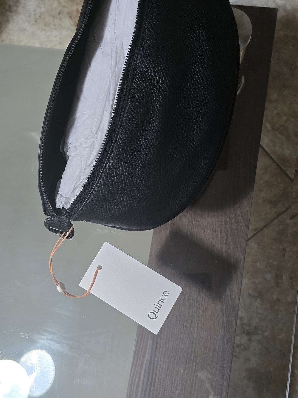 NWT Quince Black Pebbled Leather Crossbody Sling - Picture 7 of 9